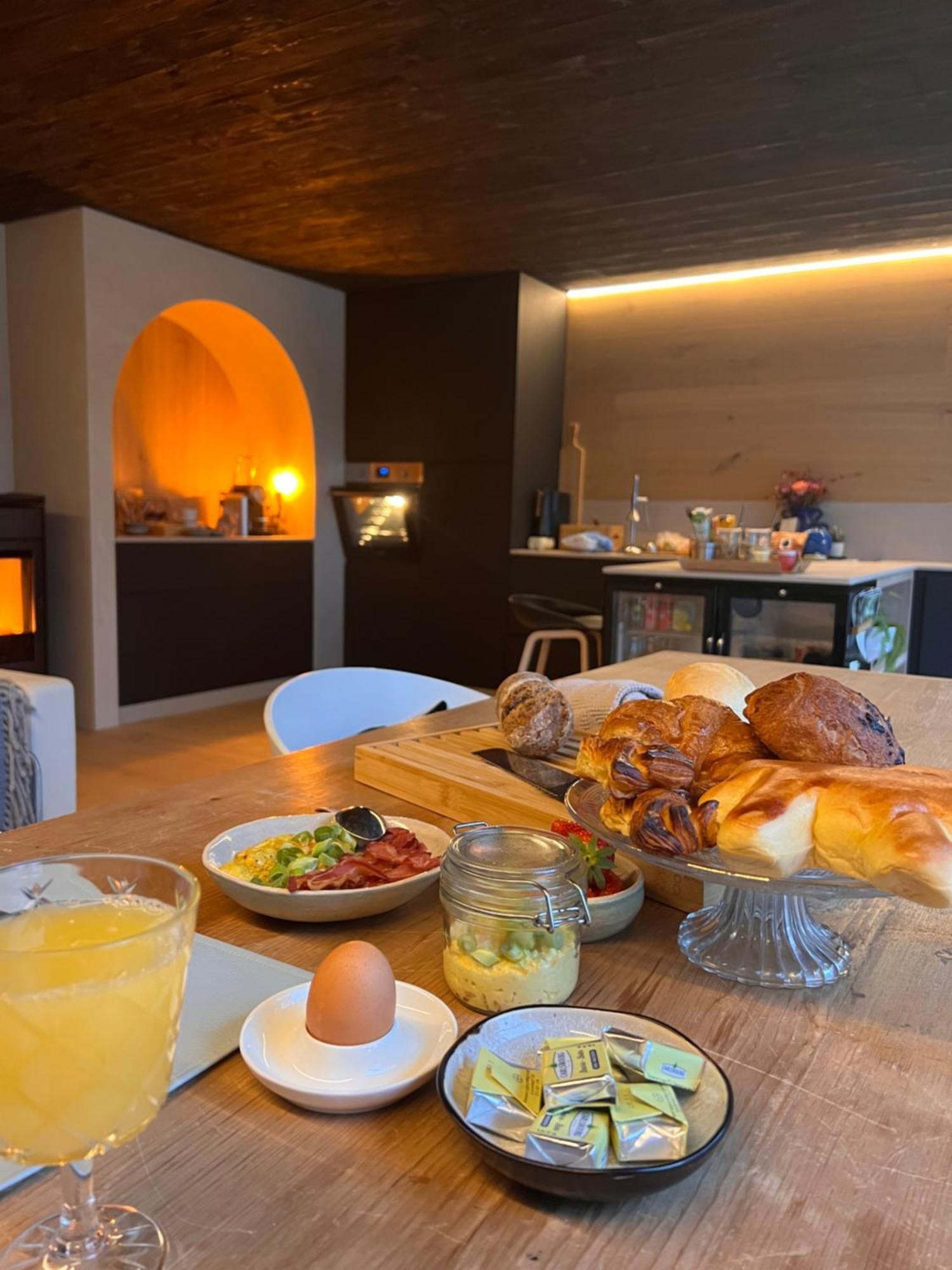 ポペリンゲ Terp Bed & Breakfast エクステリア 写真